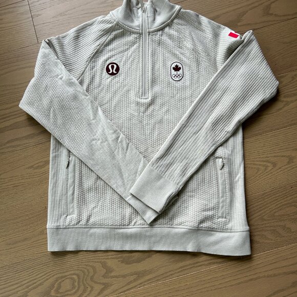 Lululemon x Team Canada Half-Zip Waffle Sweatshirt – Size  XS_S - Picture 2 of 4